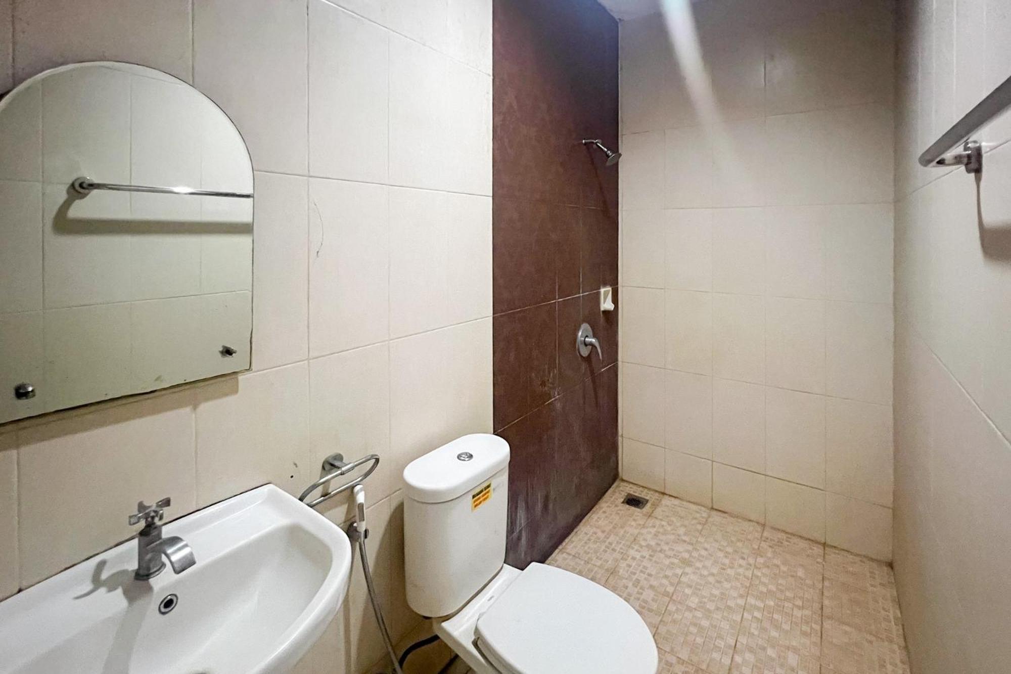 Urbanview Trisula Hotel Makassar Luaran gambar