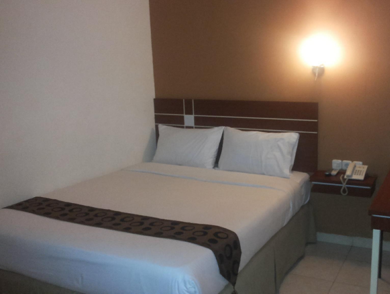 Urbanview Trisula Hotel Makassar Luaran gambar