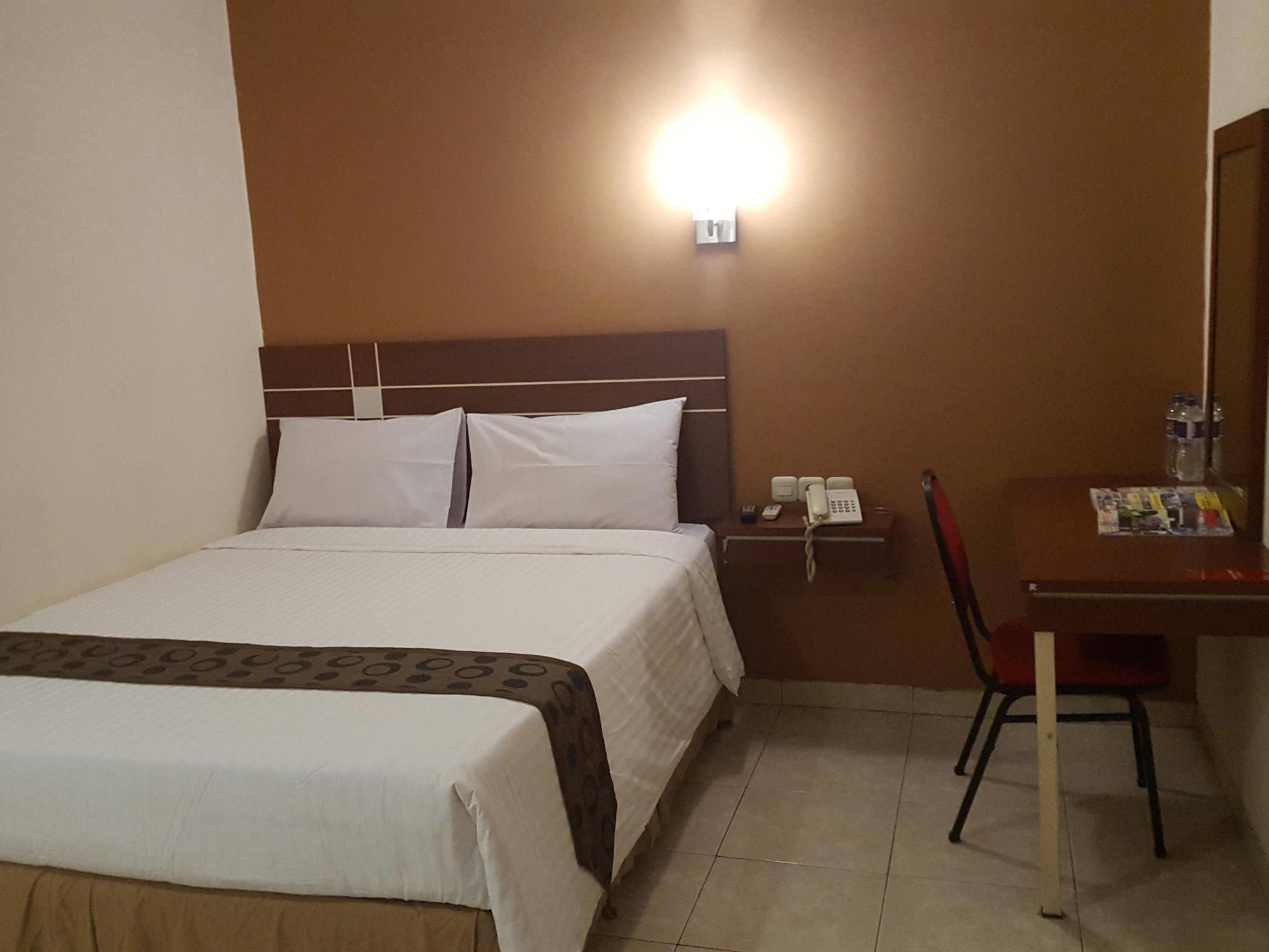 Urbanview Trisula Hotel Makassar Luaran gambar